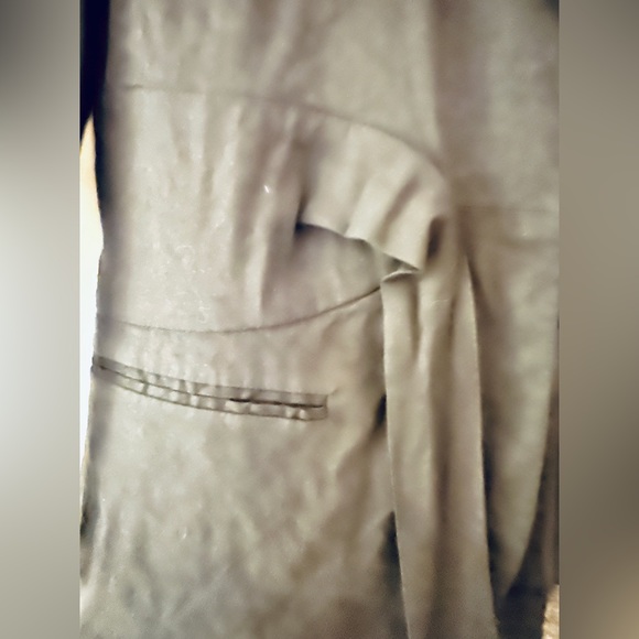 Theory Cropped Black Blazer 3Quarter Sleeve 4 - Picture 5 of 7